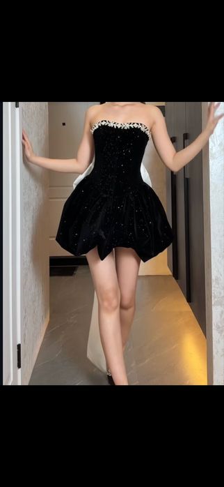 Вечерние платья.