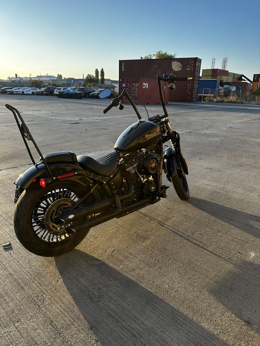 2018 Harley-Davidson Street Bob FXBB