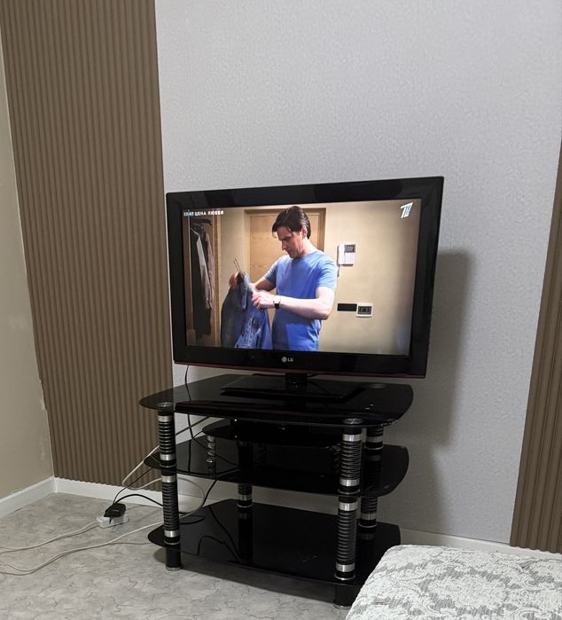 Продам телевизор