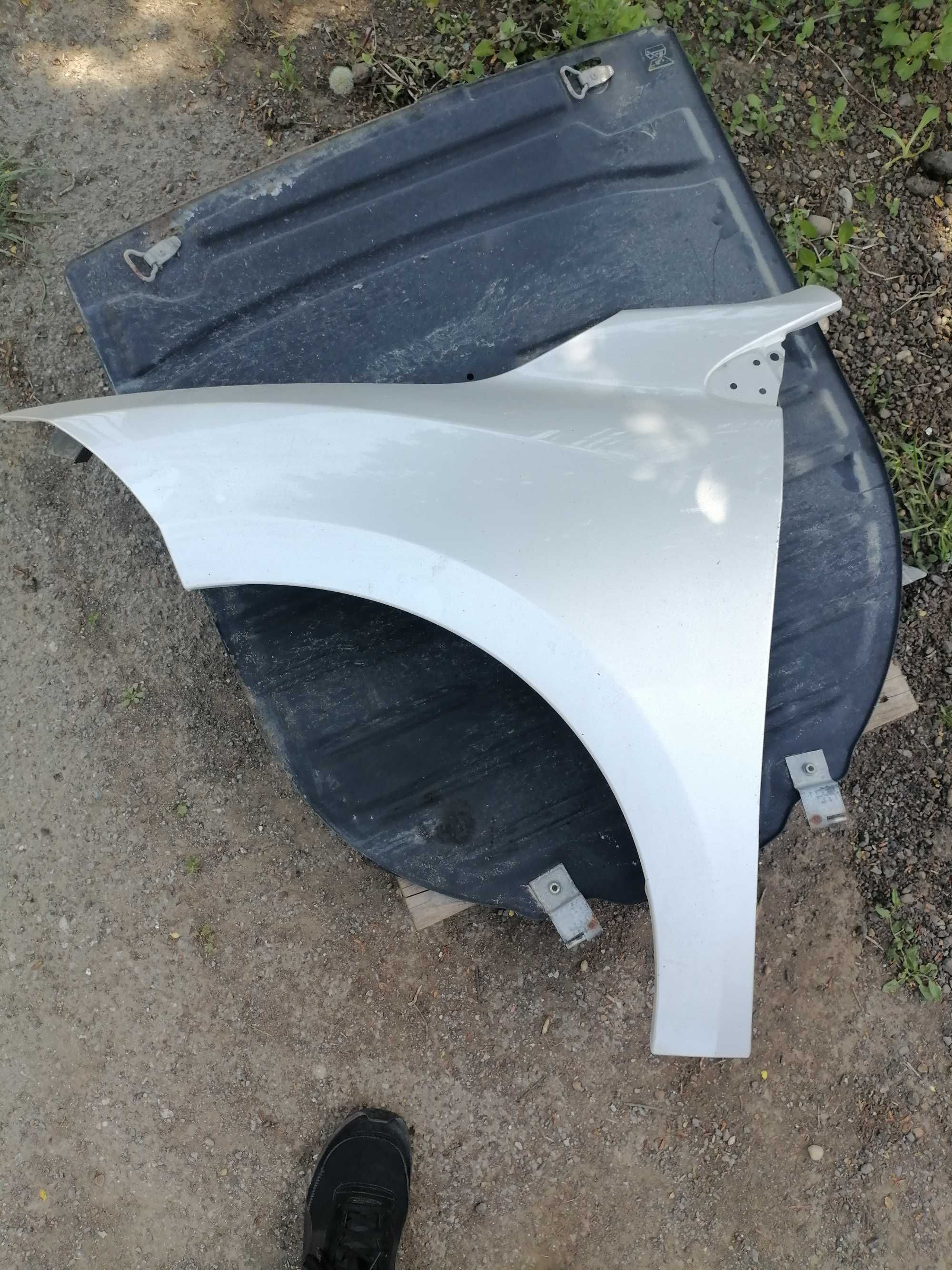 Bara Aripa Ușa geam portiera megane 3 compresor turbo 110cp injectoare