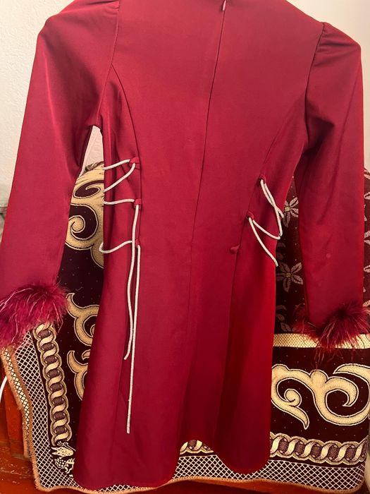 Платье для подростка размер S