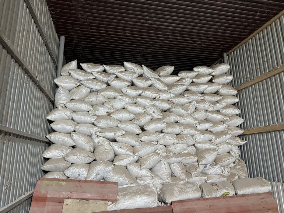 Опилки в мешках !