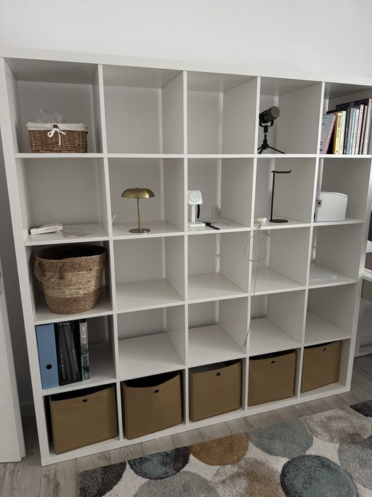 Kallax etajera IKEA, 182x182cm