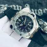 Audemars Piguet Royal Oak Offshore Diver cu mecanism automat