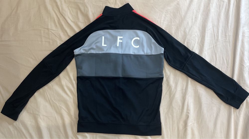 Горнище на F.C Liverpool