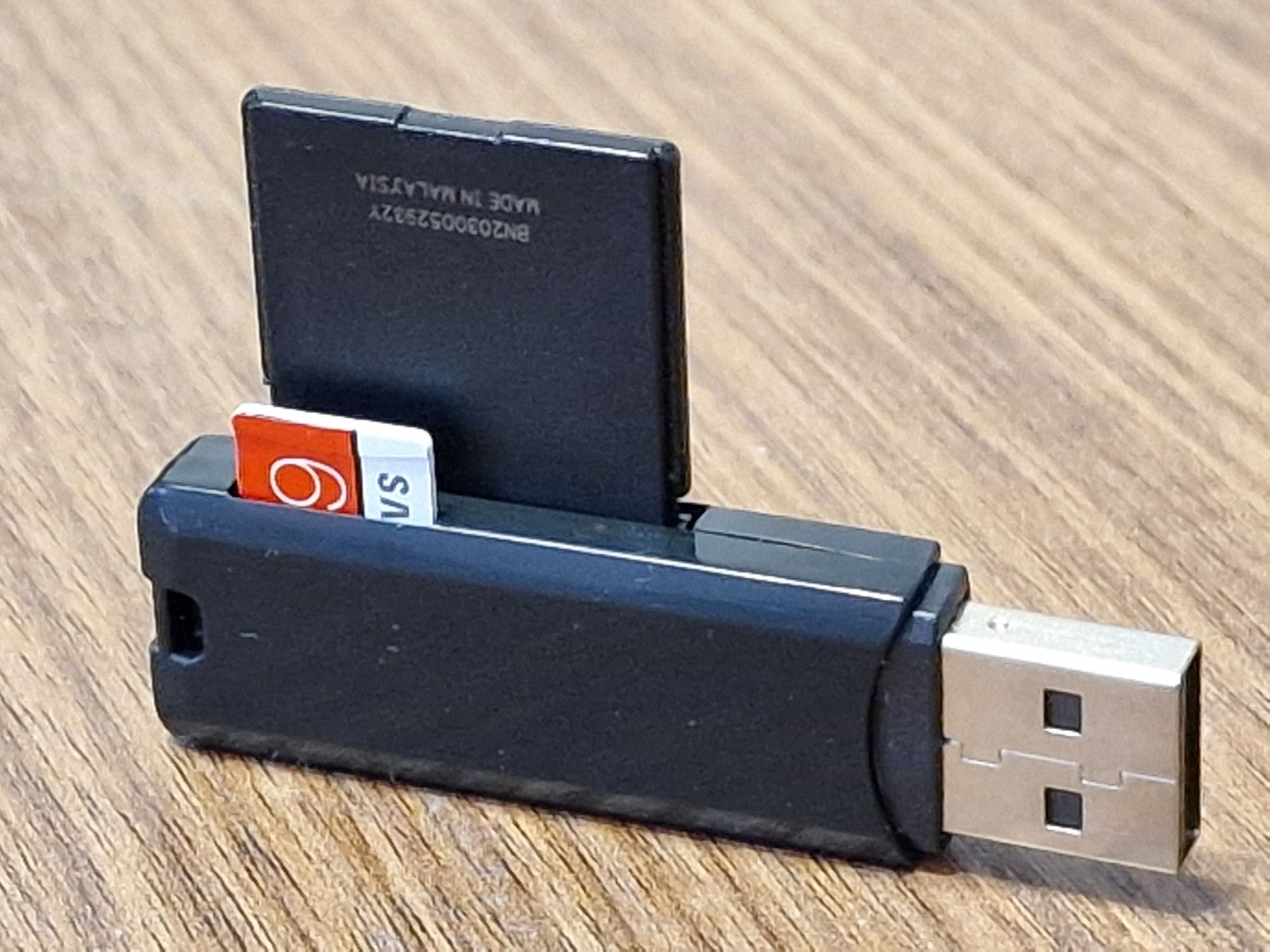 Четец за карти cardreader 2 в 1 microSD & SD