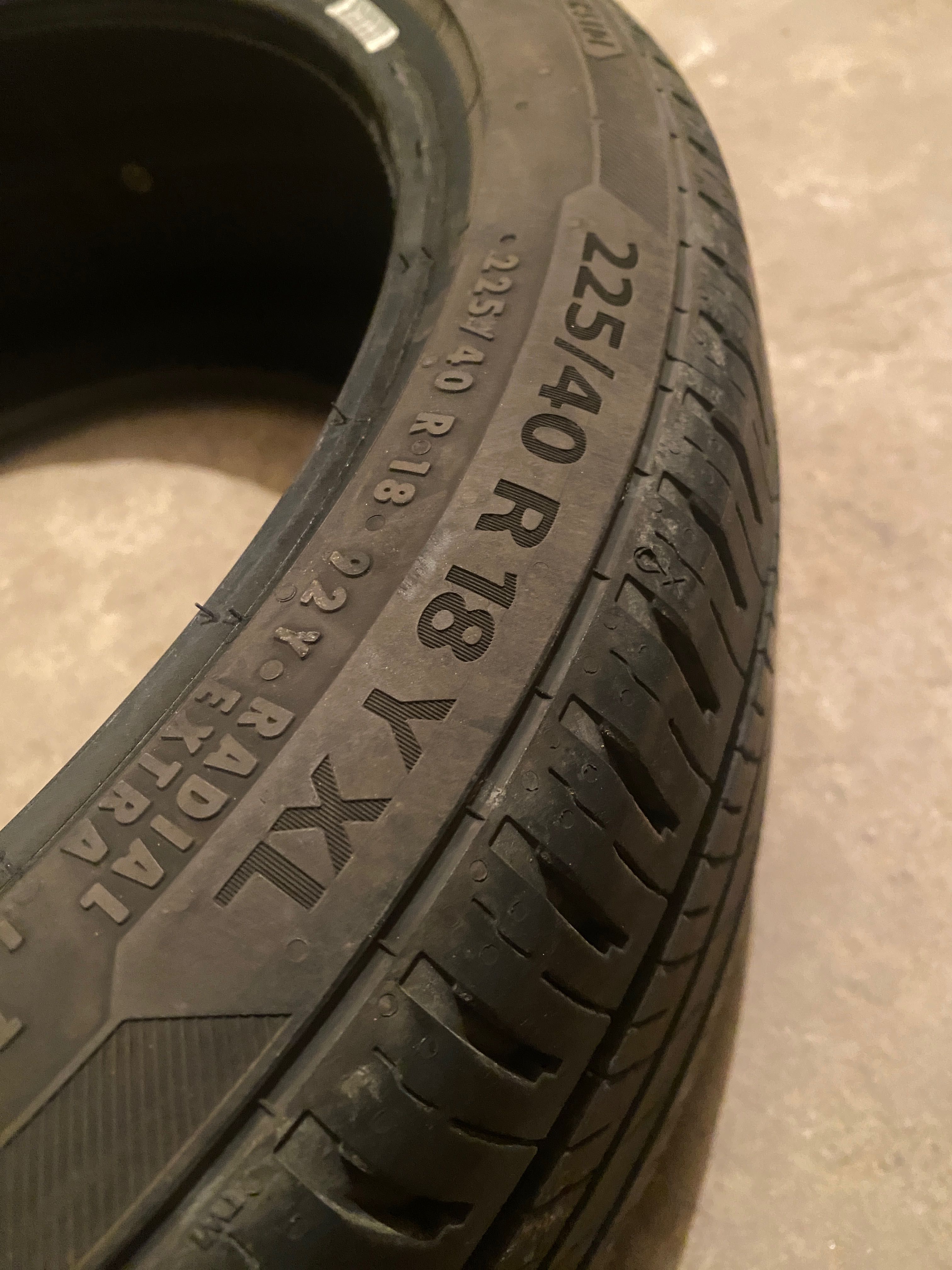 Летни гуми R18 225/40 BARUM BRAVURIS 5HM 92Y XL FR