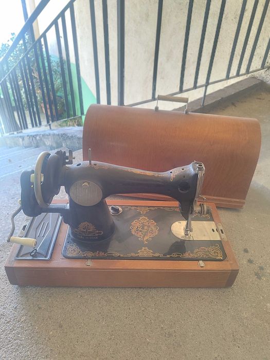 Ръчна машина за шиене