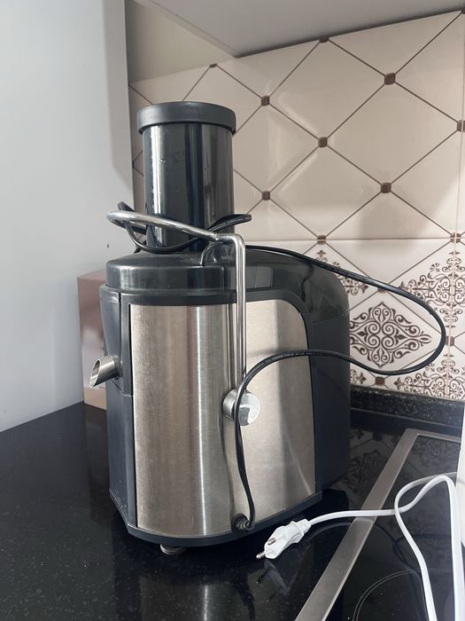 Продам Соковыжималку