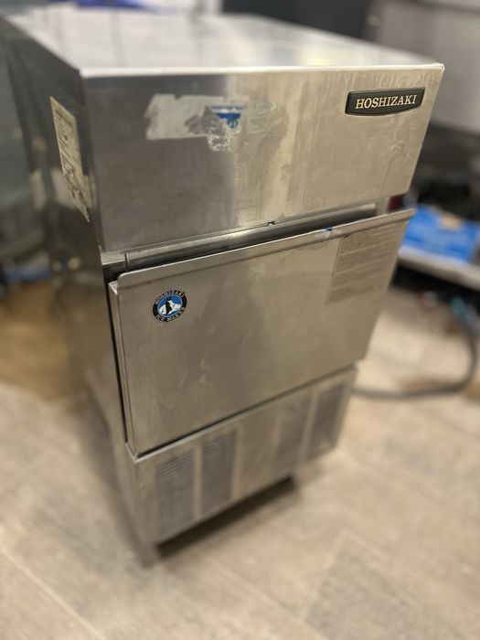 Ледогенератор 21кг на 24 часа