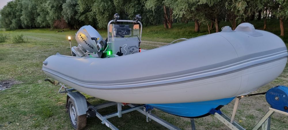 Barca Novurania mx 430 Rib