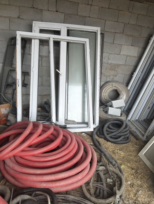 Пластиковые окна размер 175см*110см