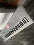 Korg Pa1X Pro + Stativ