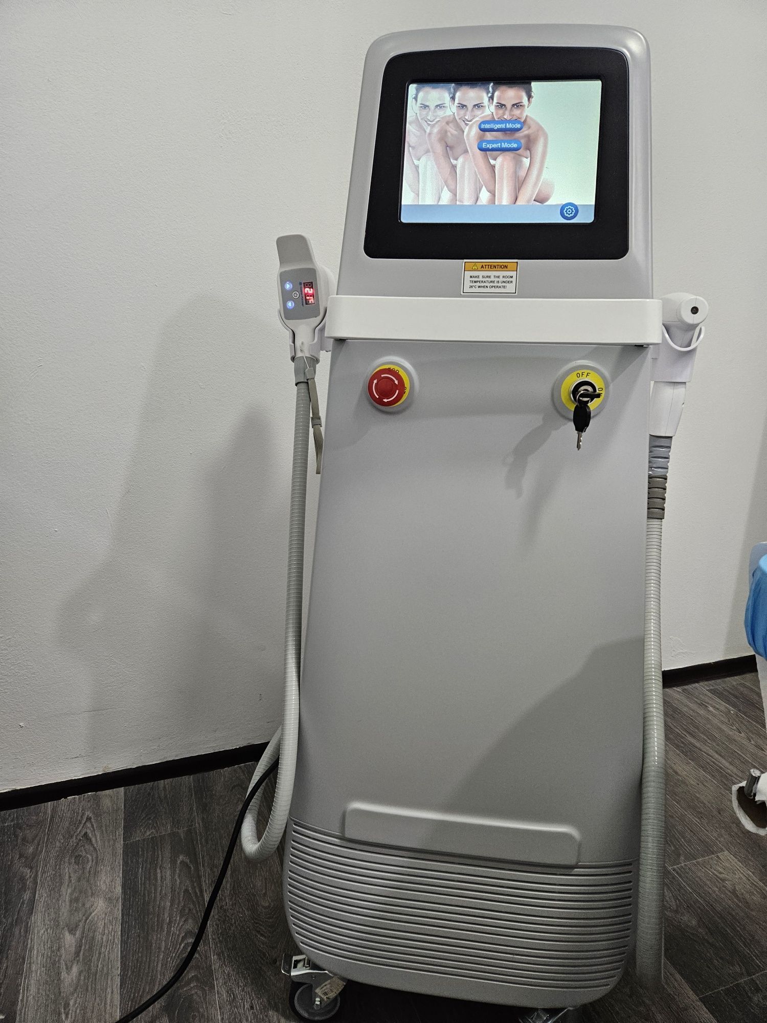 Aparat epilare definitiva laser dioda 3 lungimi de unde