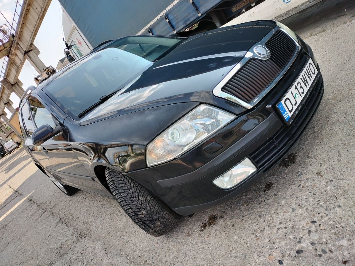 Skoda Octavia 2 2.0 tdi 140 cp Lauren & Klement