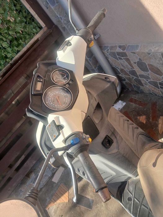 Vând scuter Malaguti