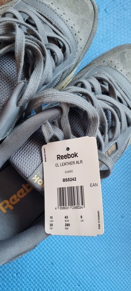 Adidasi Reebok  43EU