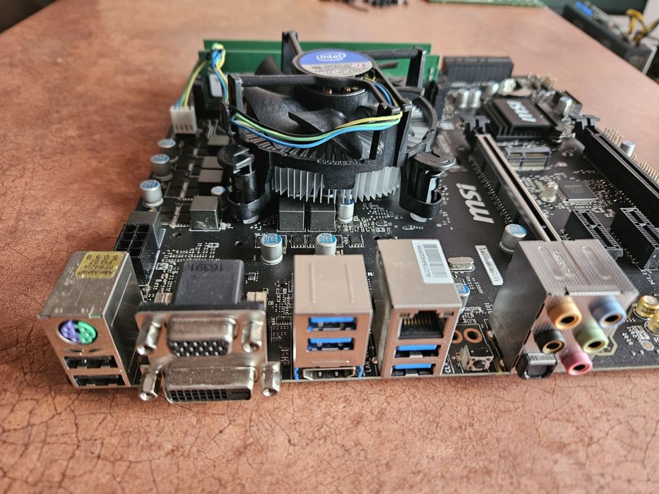 Kit PC Intel I5 7400 MSI B150M Mortar 16gb ddr4