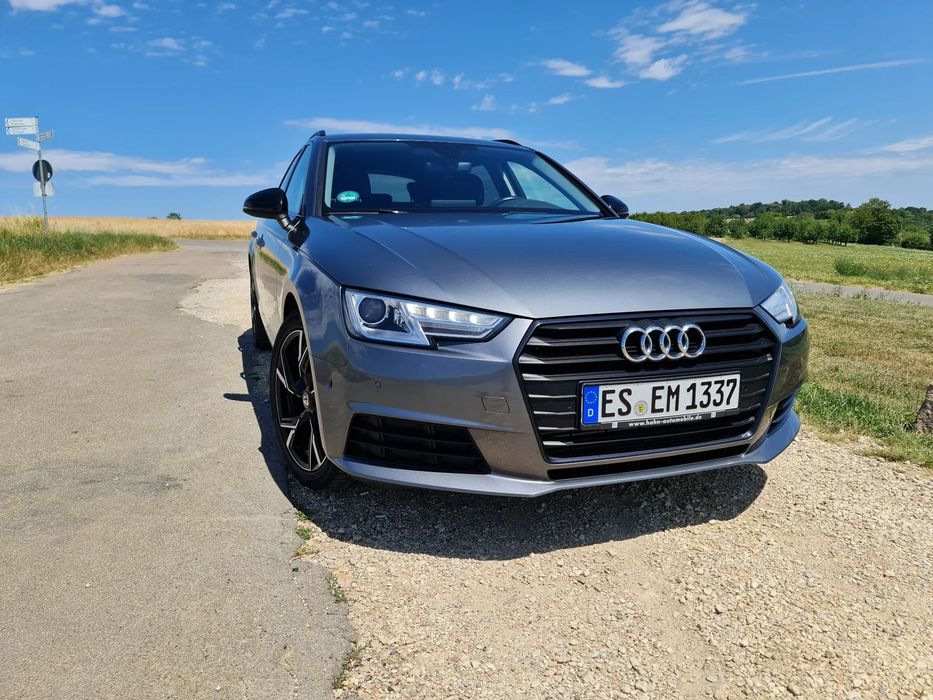 Audi A4 Virtual Cockpit  Încălzire auxiliară / Webasto Scaune ventilate