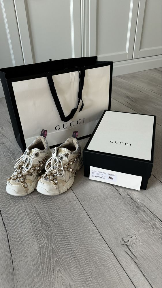 Adidasi Gucci,marimea 37,stare impecabila