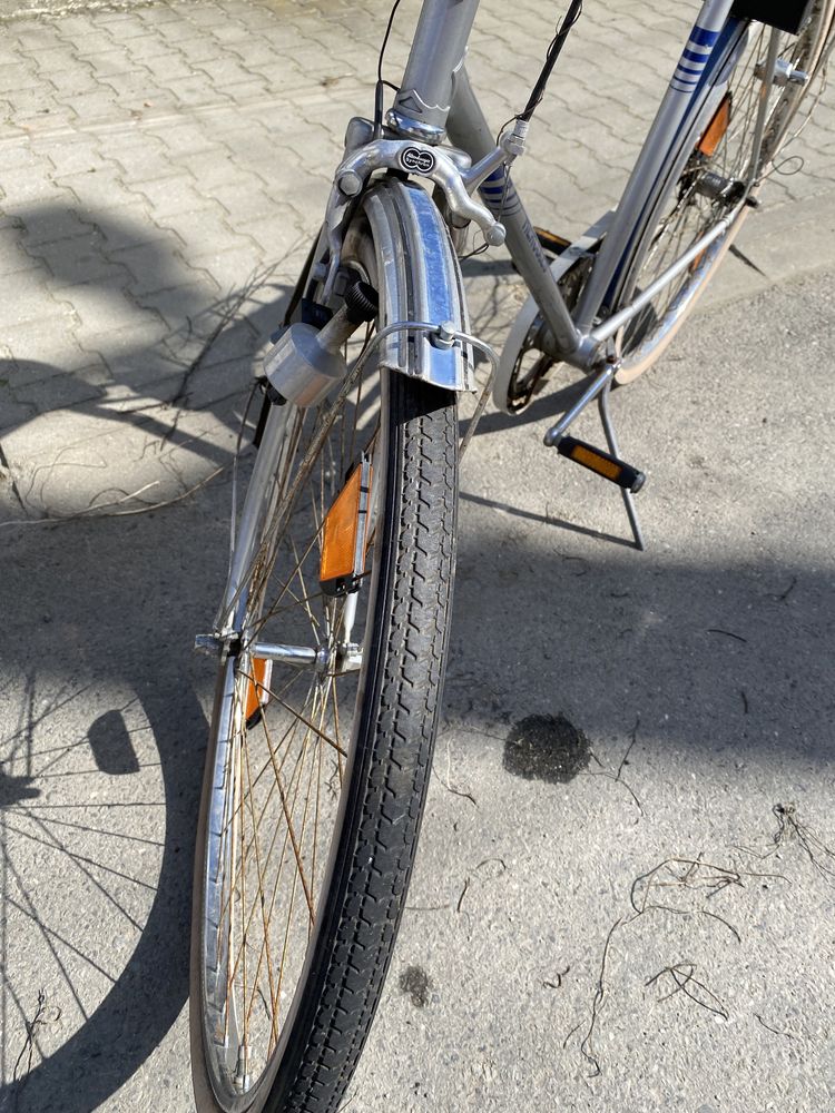 O bicicleta retro/vintage foate frumoasa: anii 70'