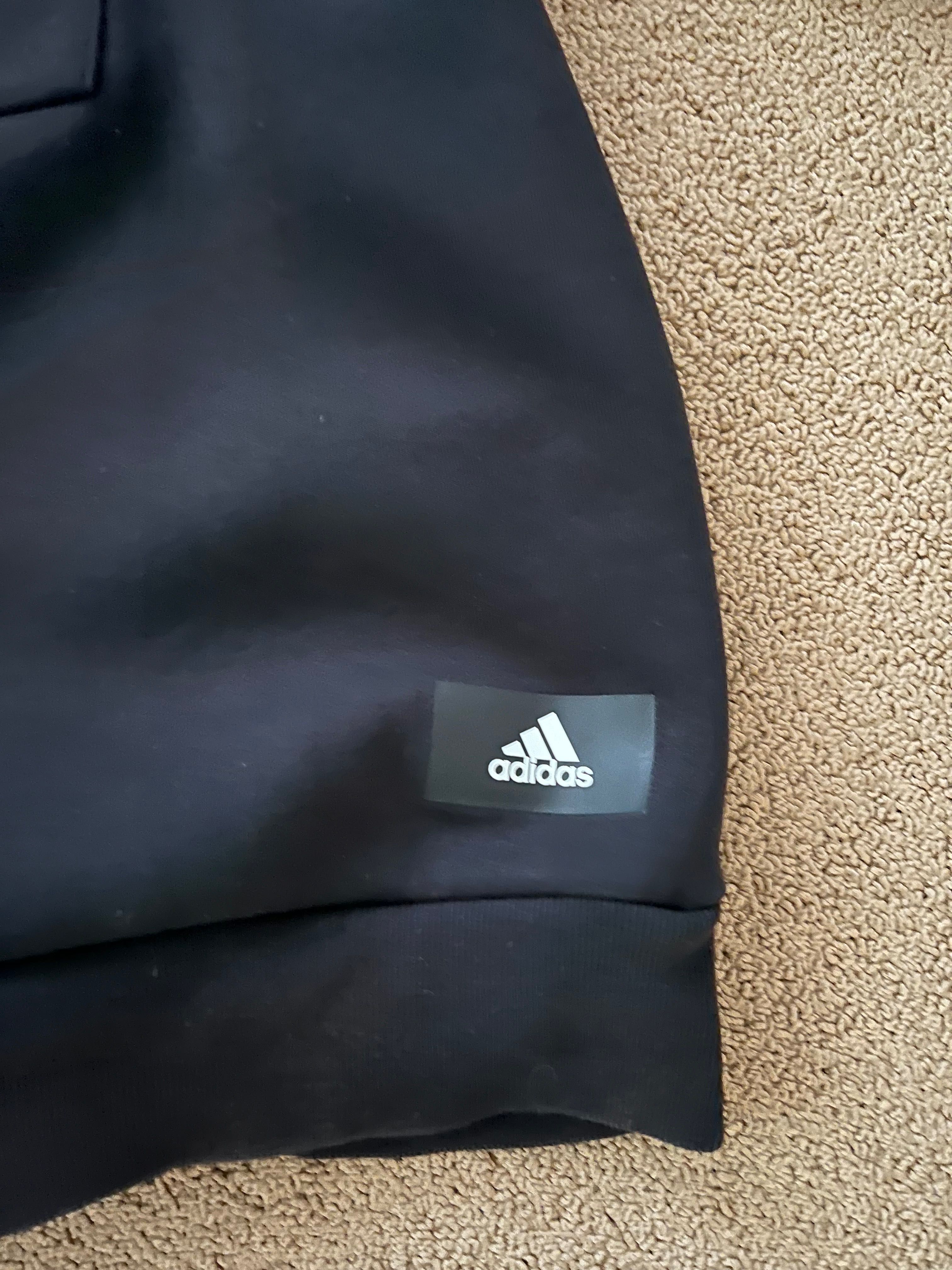Adidass оригинална спортна рокля