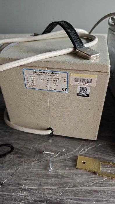 Трансформатор Ing. Leo Becker GmbH VTG10 — 2кВА, 230 → 115 В, Германия