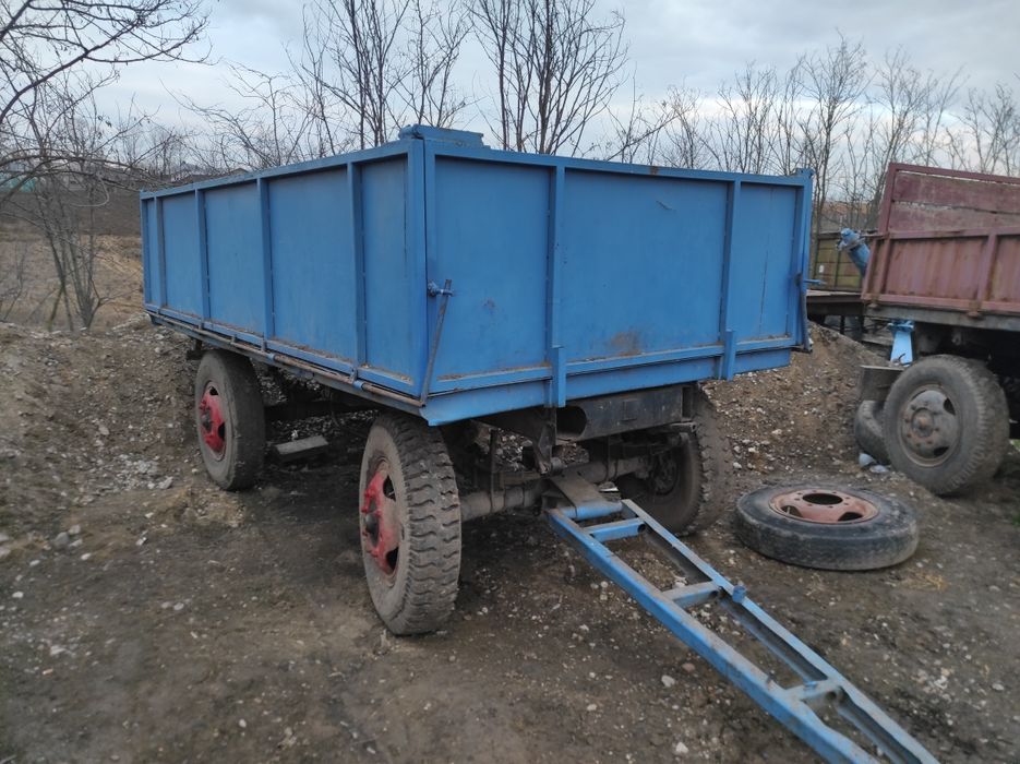 Remorca 5 tone obloane noi anvelope bune proțap ok