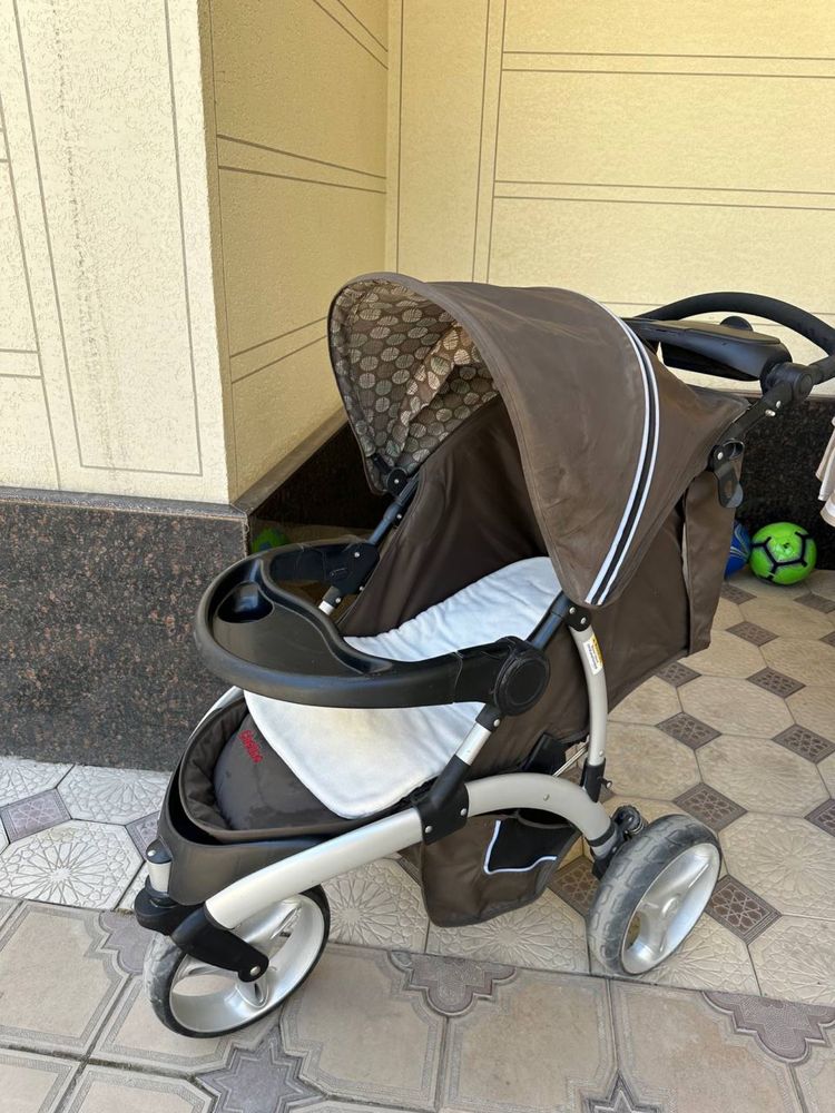 Kolyaska baqvat kachestvasi zor 4,5 yil oldin olingan holati zor