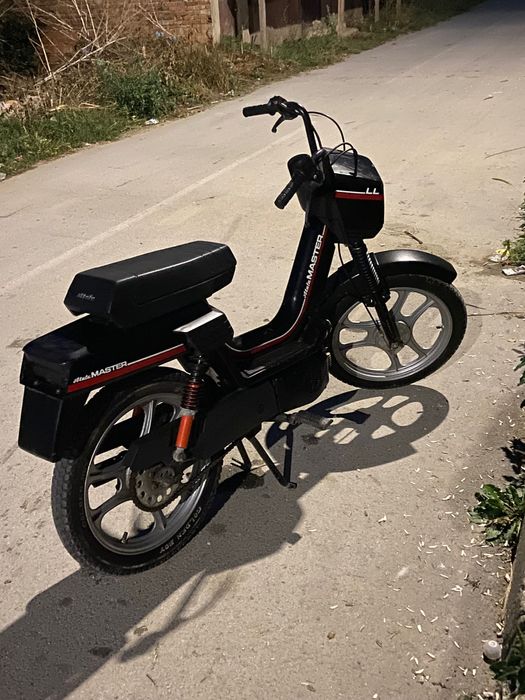 Продава се 50цц пращтам клип как работи