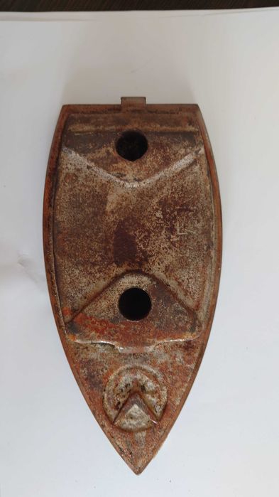 Утюг  С.М.З.  не электрический