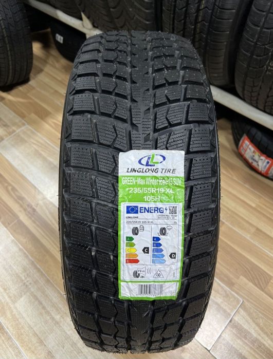 235/55R19 Winter UHP