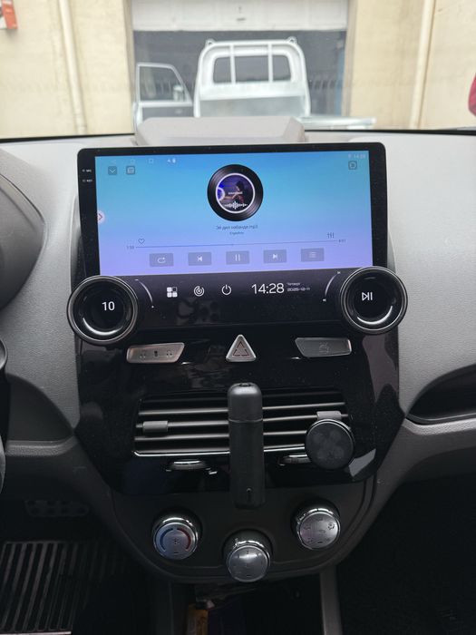 Cobilt manitor daminand