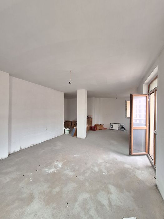 Продава се Тристаен апартамент в Пловдив, Съдийски - 125 кв.м за 950 €/кв.м - Снимка #9