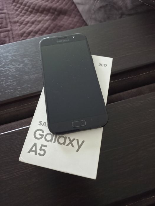 Samsung A5 2017г.