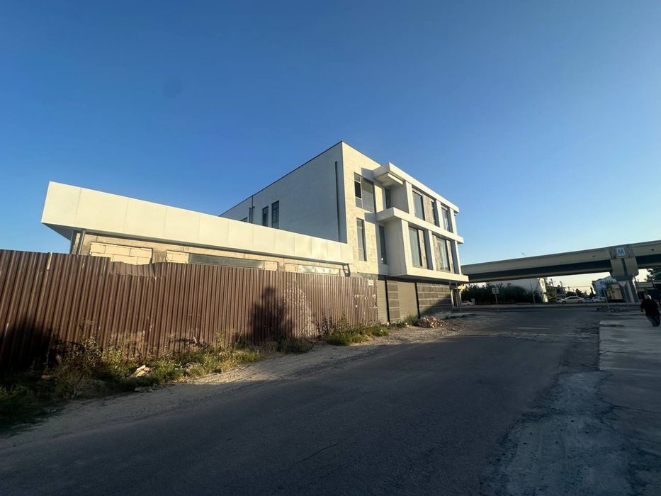 Продается Автомойка Сергели 1 Линия 8 Соток 1550 Квадрат