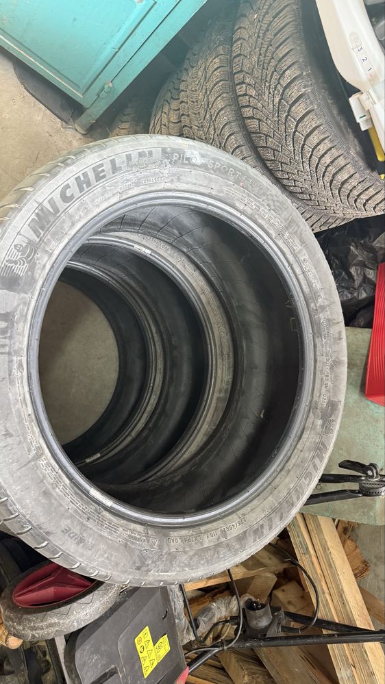 Гуми Michelin Pilot sport 4 SUV 275/45/20