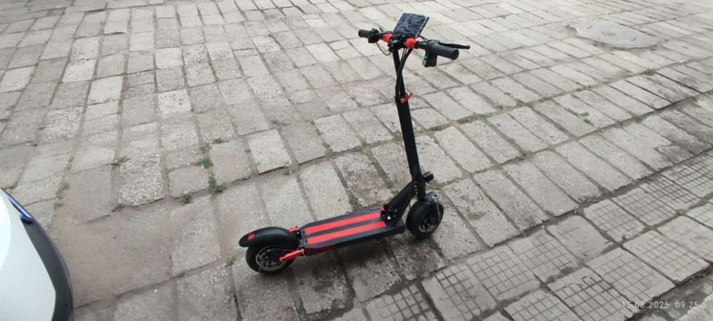 Тротинетка Seven Electric чисто нова с ключ 49Км
