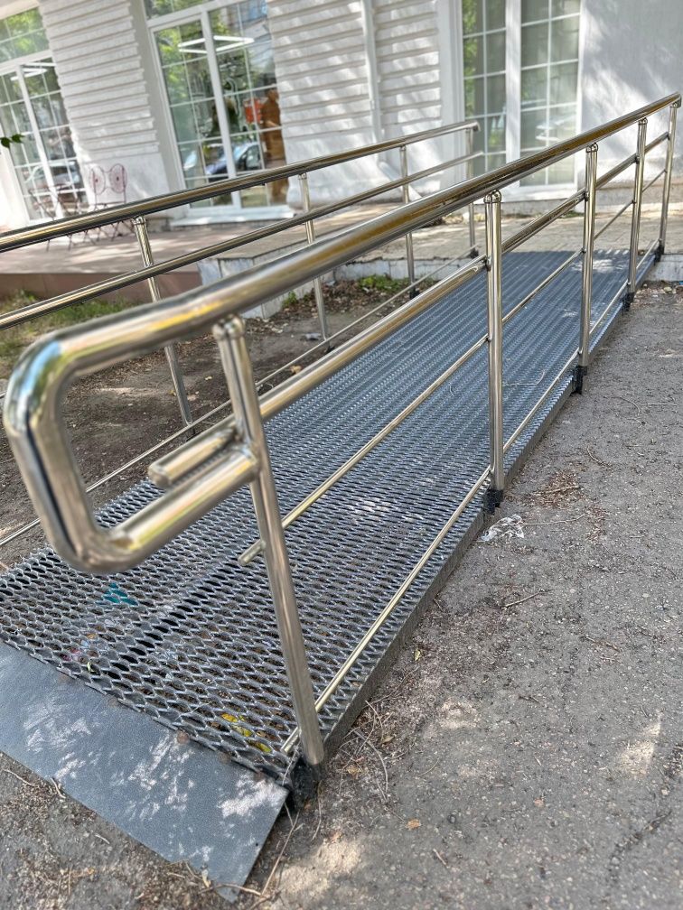 Перила из нержавеющей стали