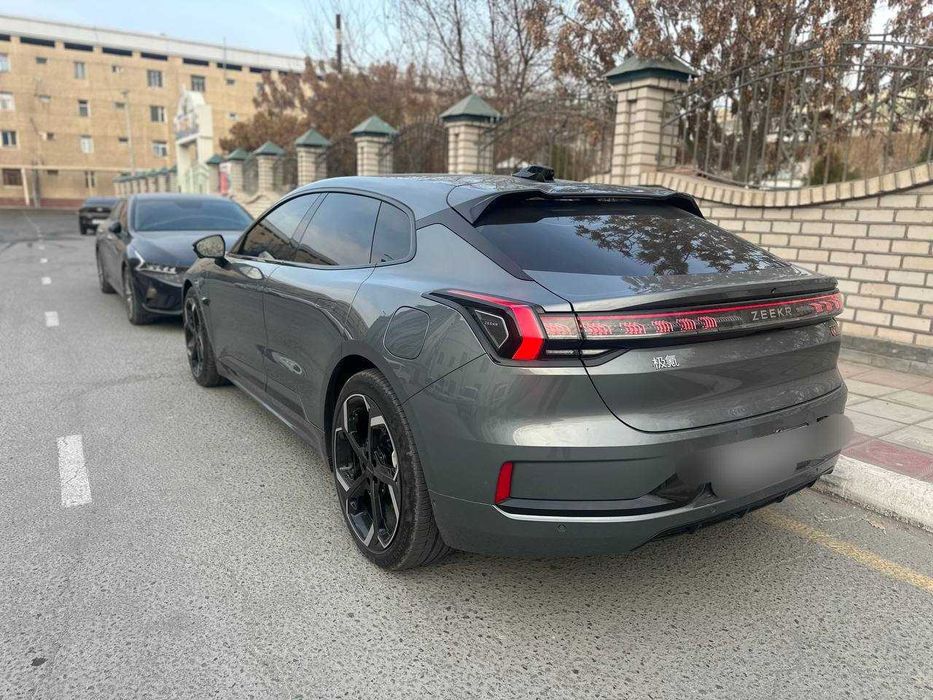 Zeekr 001 you 2023 ideal