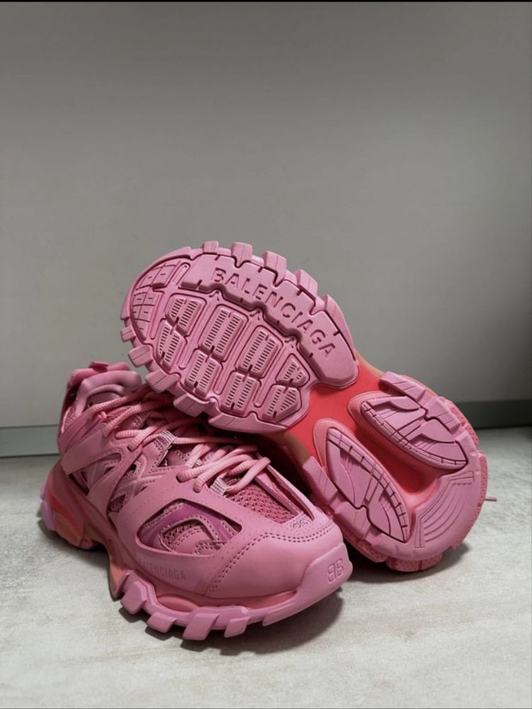 Balenciaga Track Roz