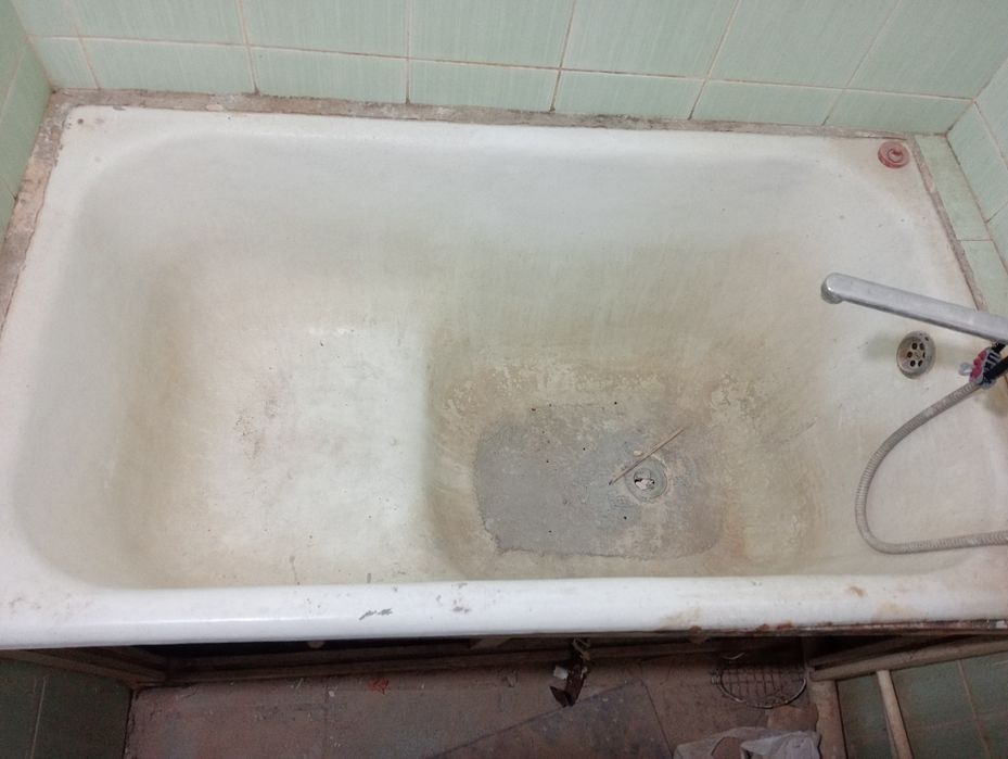 Ванна чугунная в хорошем состоянии