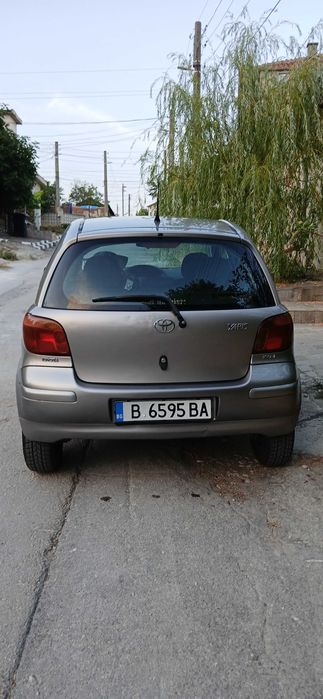 Тойота ярис 1.3,бензин vvti,4 врати