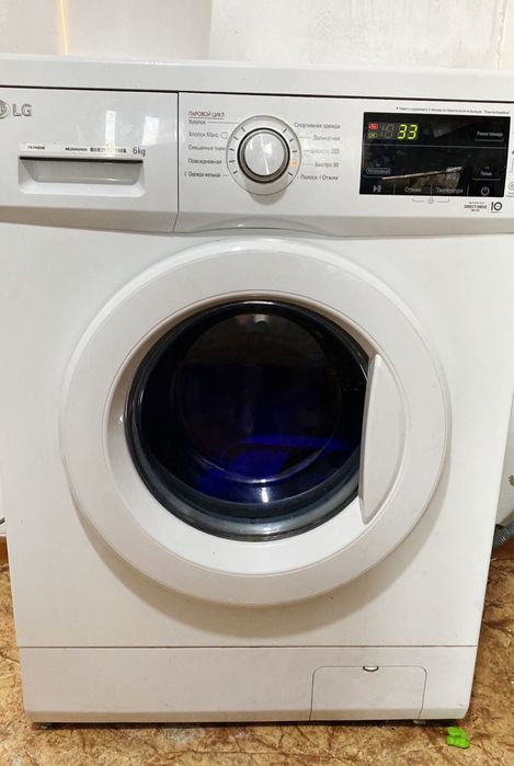 Продам стиральную машинку,срочно.