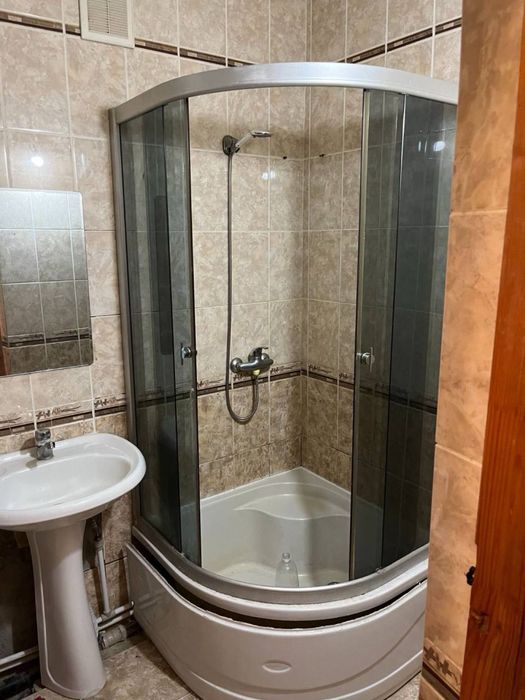 Продам 1 комантную квартиру на васильковке