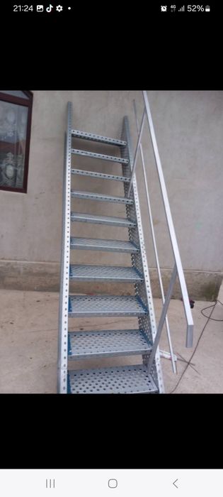 Scara zincate la comanda în toată tara oferim și montaj