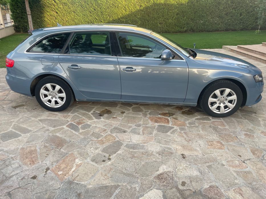 Audi A4 B8 A4 Avant TDI2.0