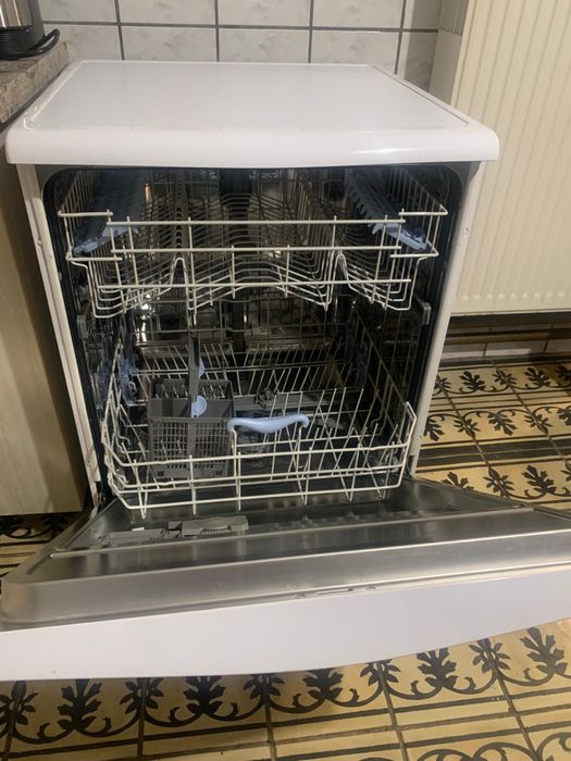 Vand masina de spalat vase beko