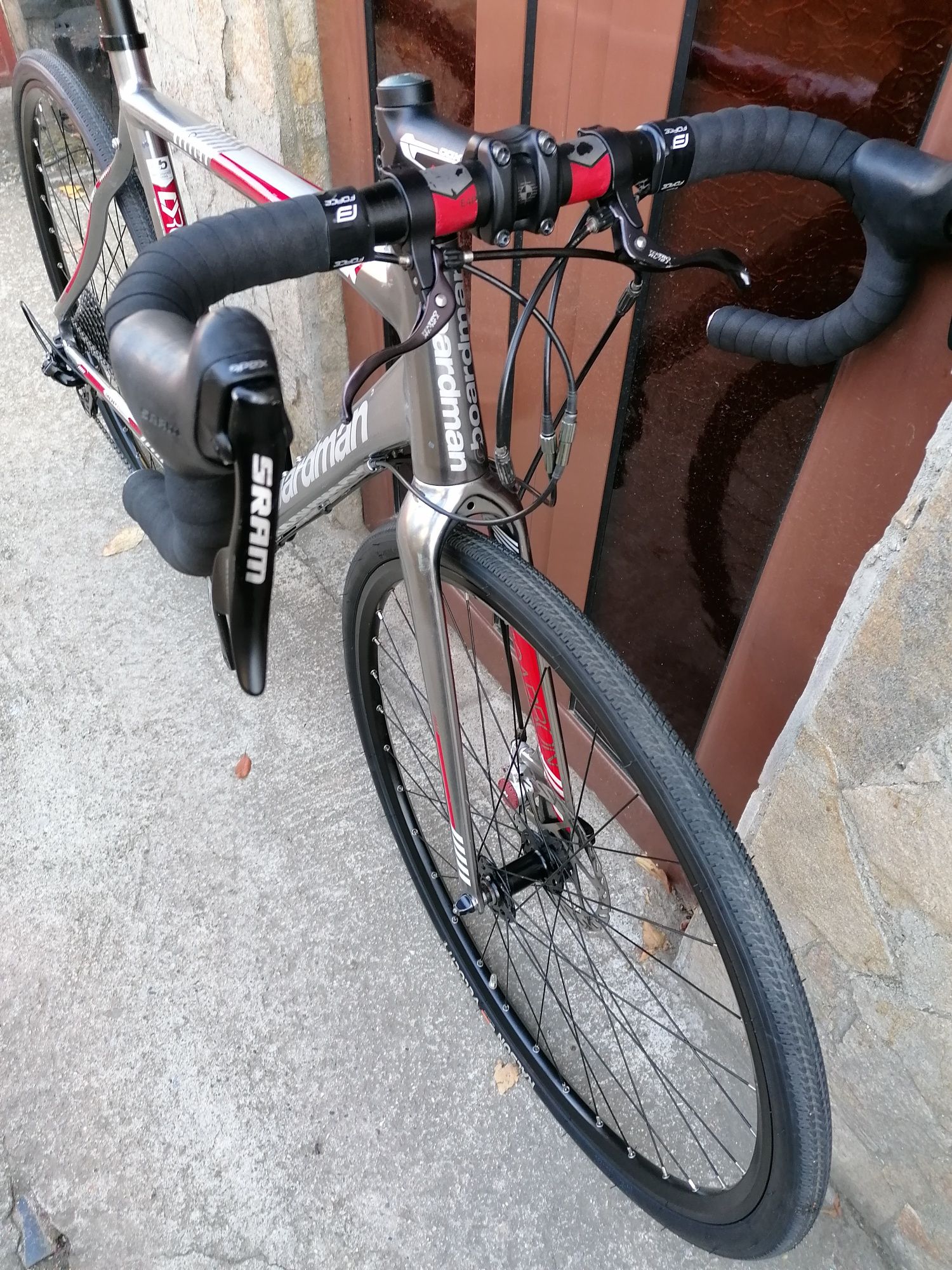 Boardman Gravel , SRAM Apex 2*10