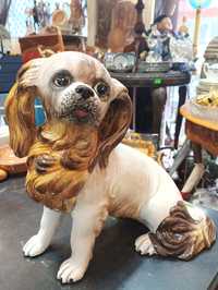 Порцеланова статуетка куче